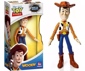 2588 - BONECO VINIL WOODY